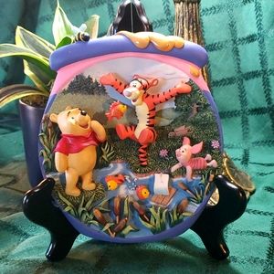 "Fishin' for Fun" from Pooh's Hunnypot Adventures BRADFORD EXCHANGE DISNEY